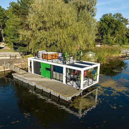 Glass House Pirita Appartement *